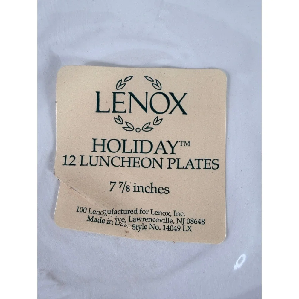 Lenox Holiday Paper Party Bundle 100 Napkins 12 Luncheon Plates Holly Berry